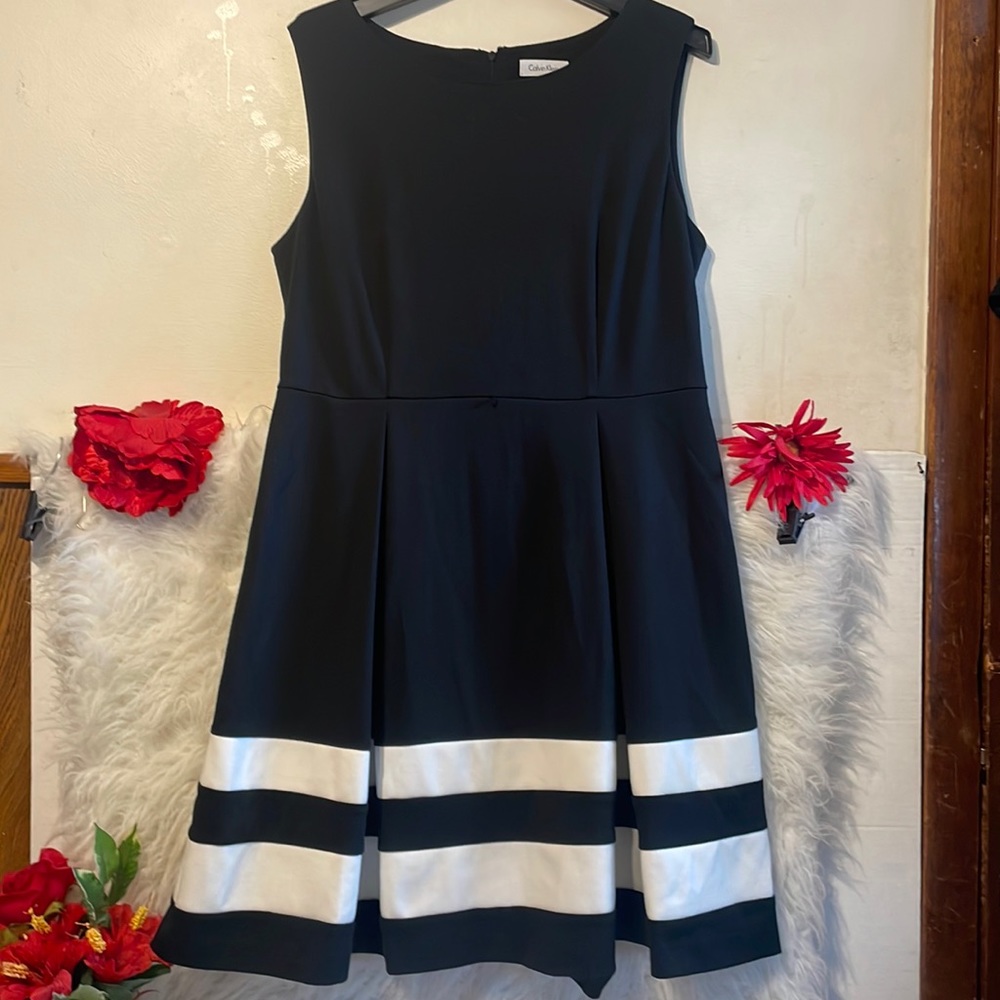 Calvin Klein Midi Dress